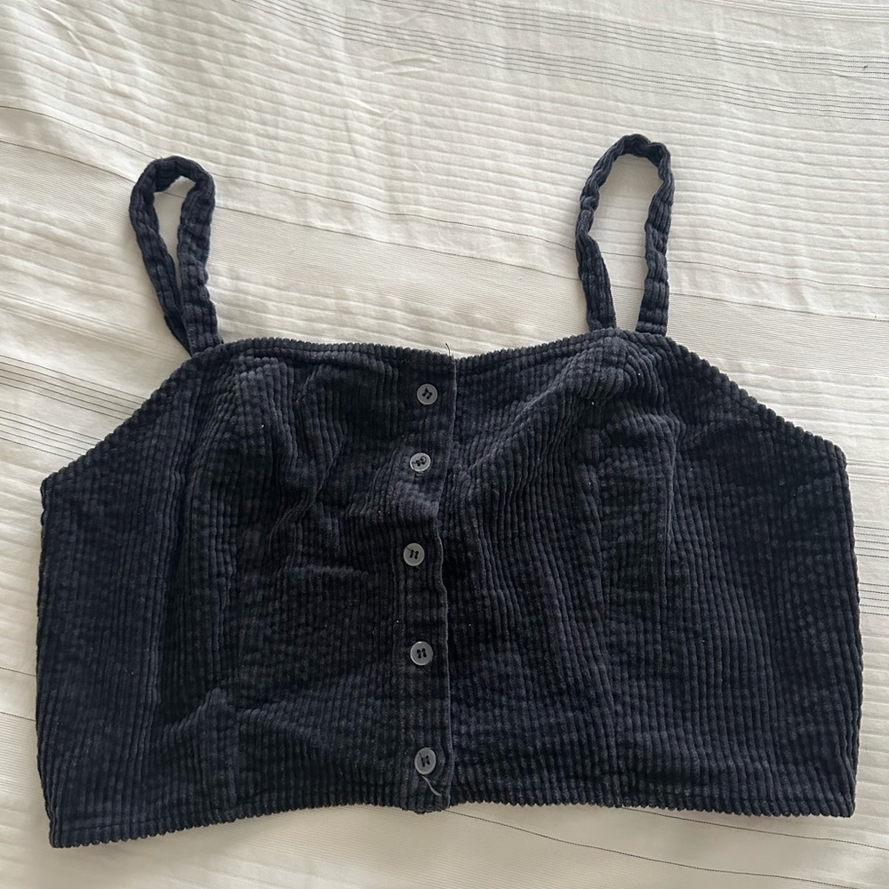 Kendall & Kylie crop top